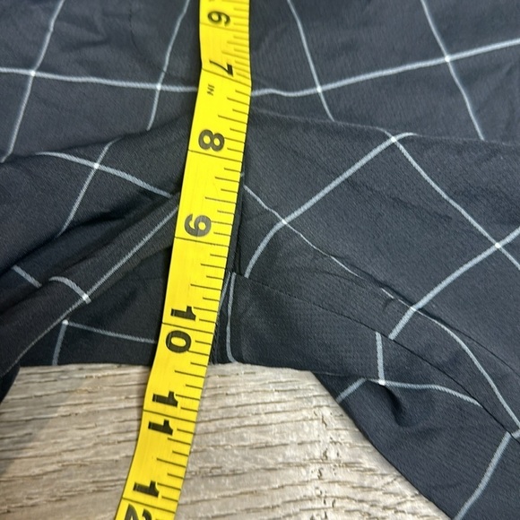 Nike Women’s Dri Fit Checkered Print Cropped Golf Pants Breathable Sz 10 - Picture 10 of 12